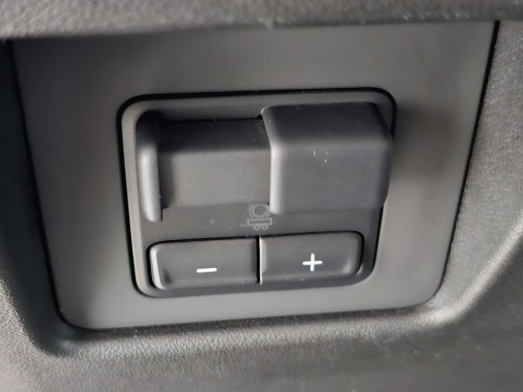 Used 2024 Chevrolet Colorado Trail Boss w/ Advanced Trailering Package AWD/4WD image 32