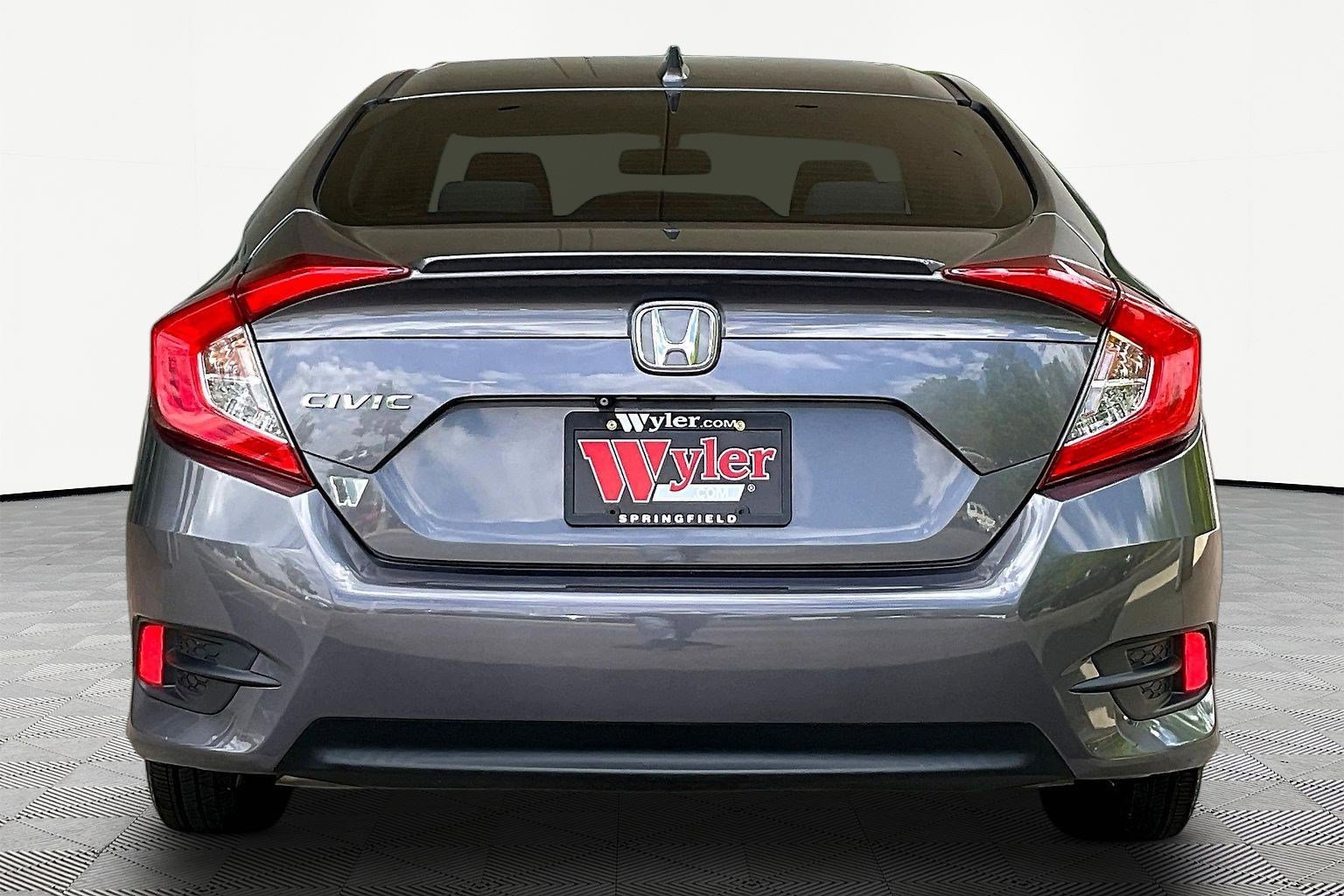Used 2018 Honda Civic EX-T image 5