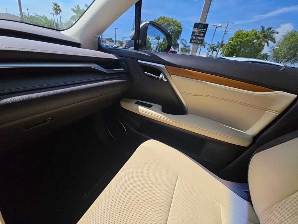 Used 2019 Lexus RX 350 FWD w/ Navigation Package image 21