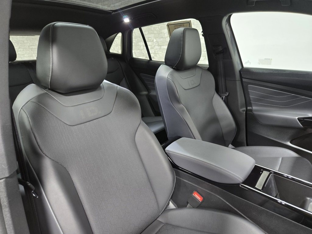 Used 2023 Volkswagen ID.4 Pro S image 48