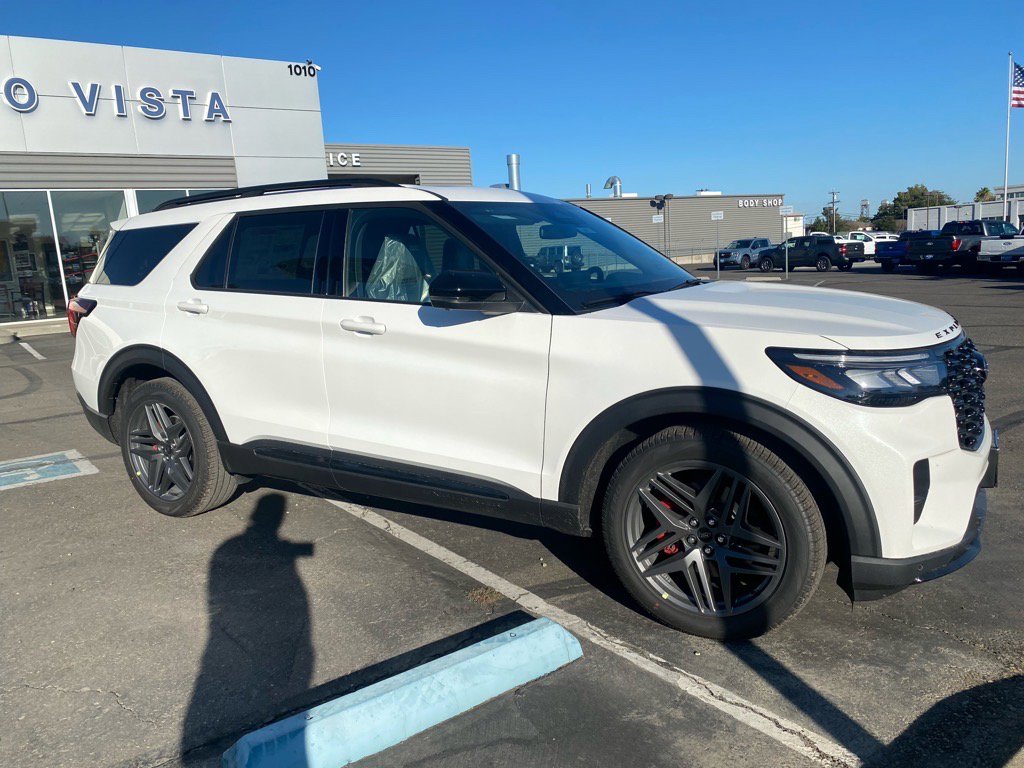 New 2025 Ford Explorer ST image 11