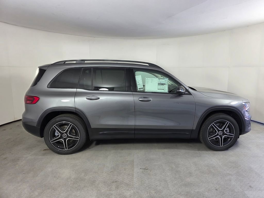 New 2026 Mercedes-Benz GLB 250 image 3