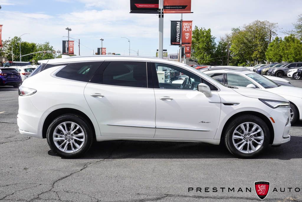 Used 2024 Buick Enclave Avenir w/ Avenir Technology Package AWD/4WD image 24