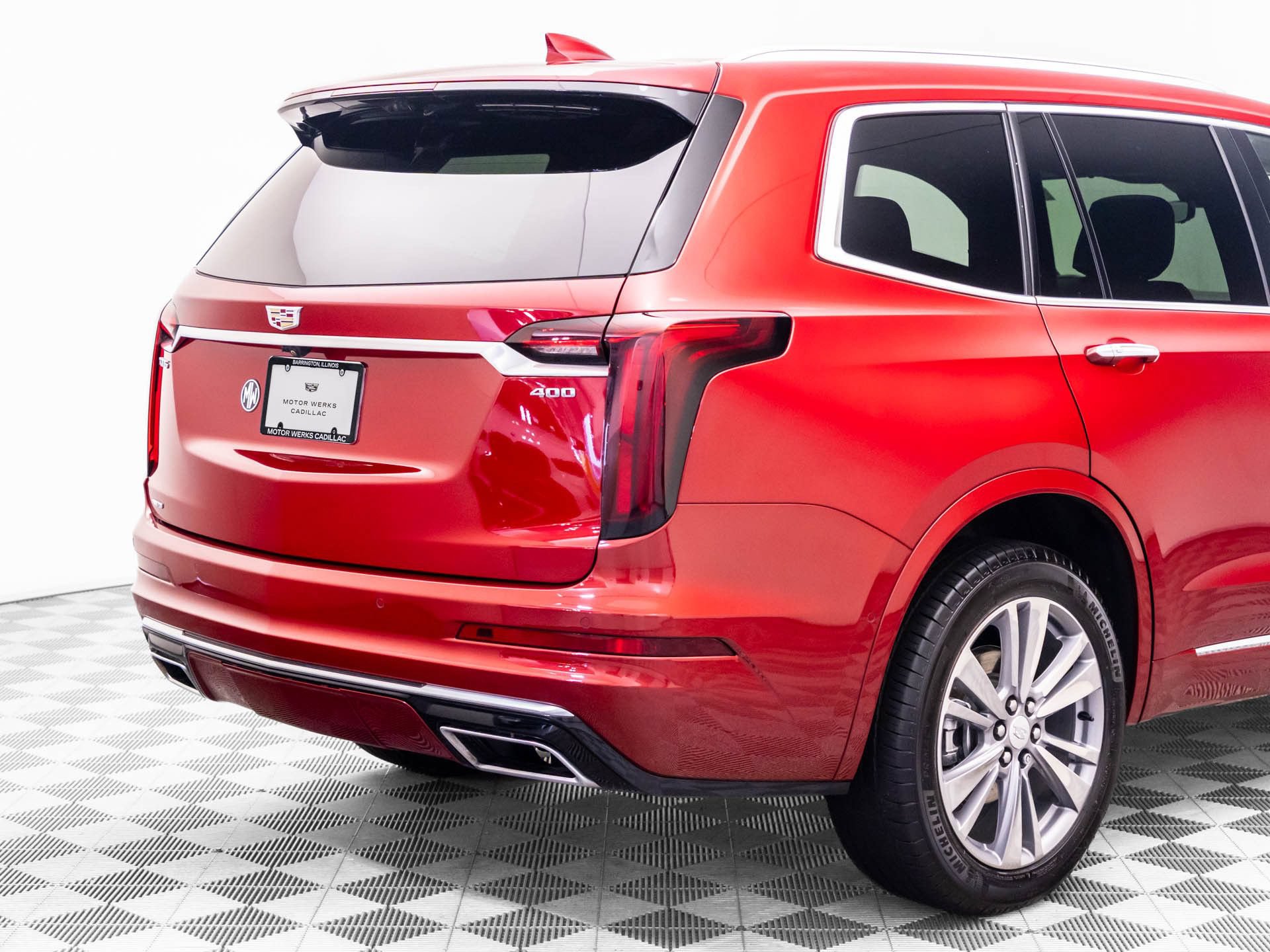 Used 2025 Cadillac XT6 Premium Luxury w/ Platinum Package AWD/4WD image 35