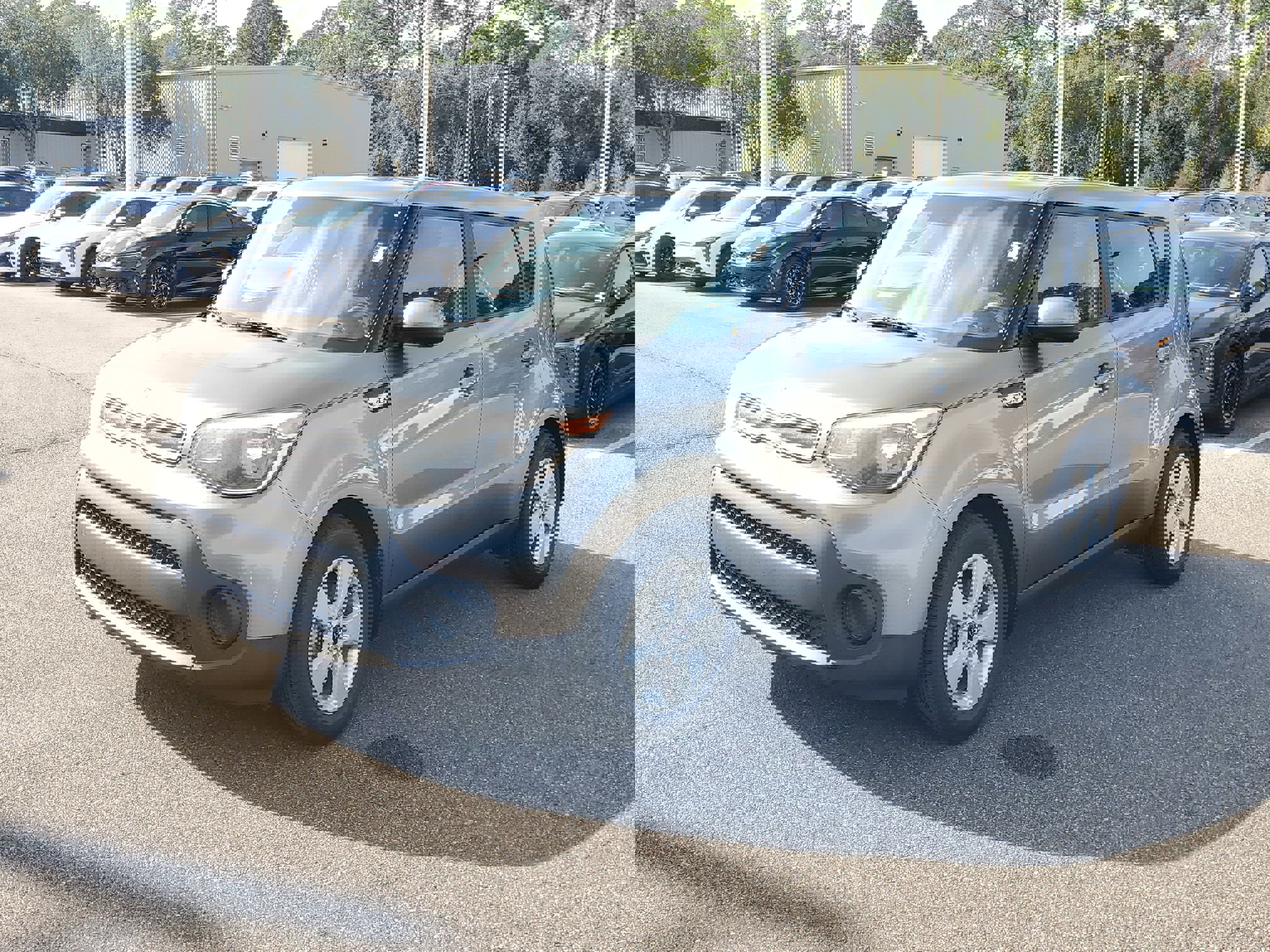 Used 2019 Kia Soul Base image 3