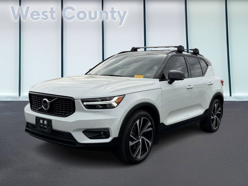 Used 2021 Volvo XC40 T5 R-Design w/ Advanced Package image 9