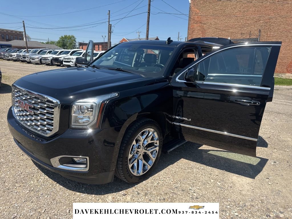 Used 2018 GMC Yukon Denali w/ Denali Ultimate Package AWD/4WD image 37
