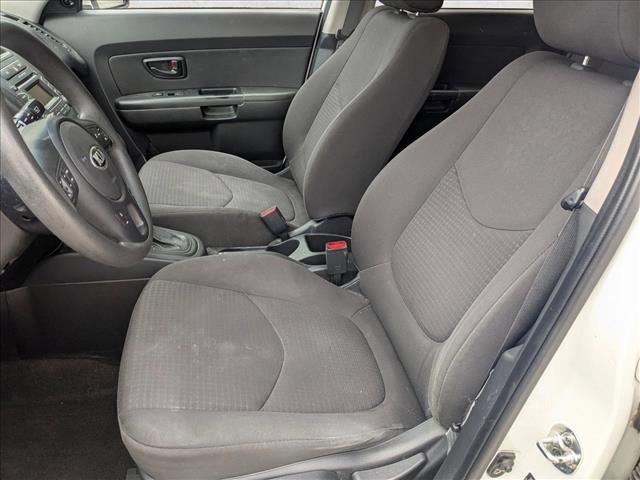 Used 2013 Kia Soul FWD image 14