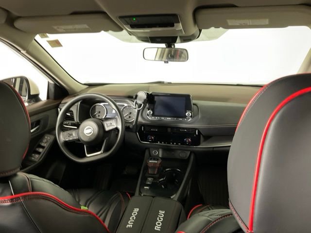 Used 2021 Nissan Rogue SV image 32