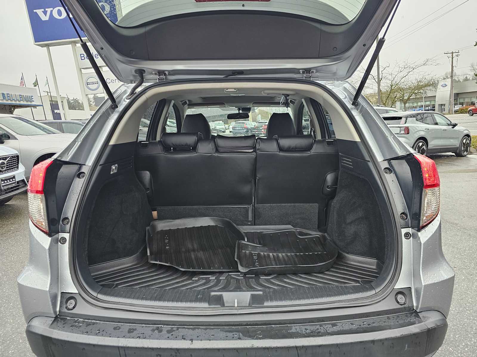 Used 2022 Honda HR-V EX image 17