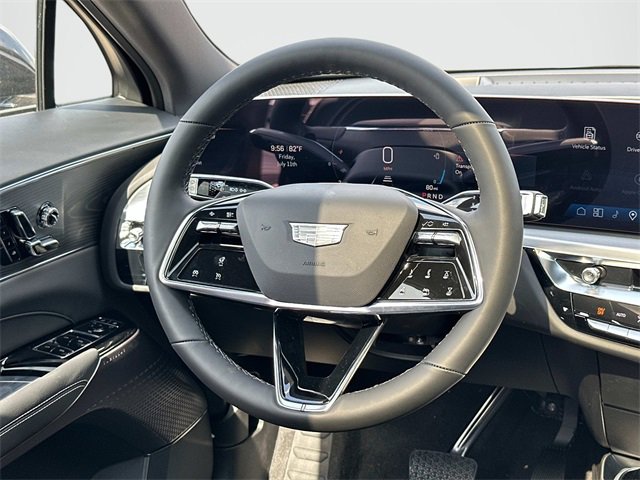 Used 2025 Cadillac Lyriq Luxury image 5