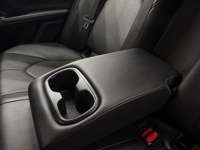 Used 2024 Toyota Camry XSE image 8