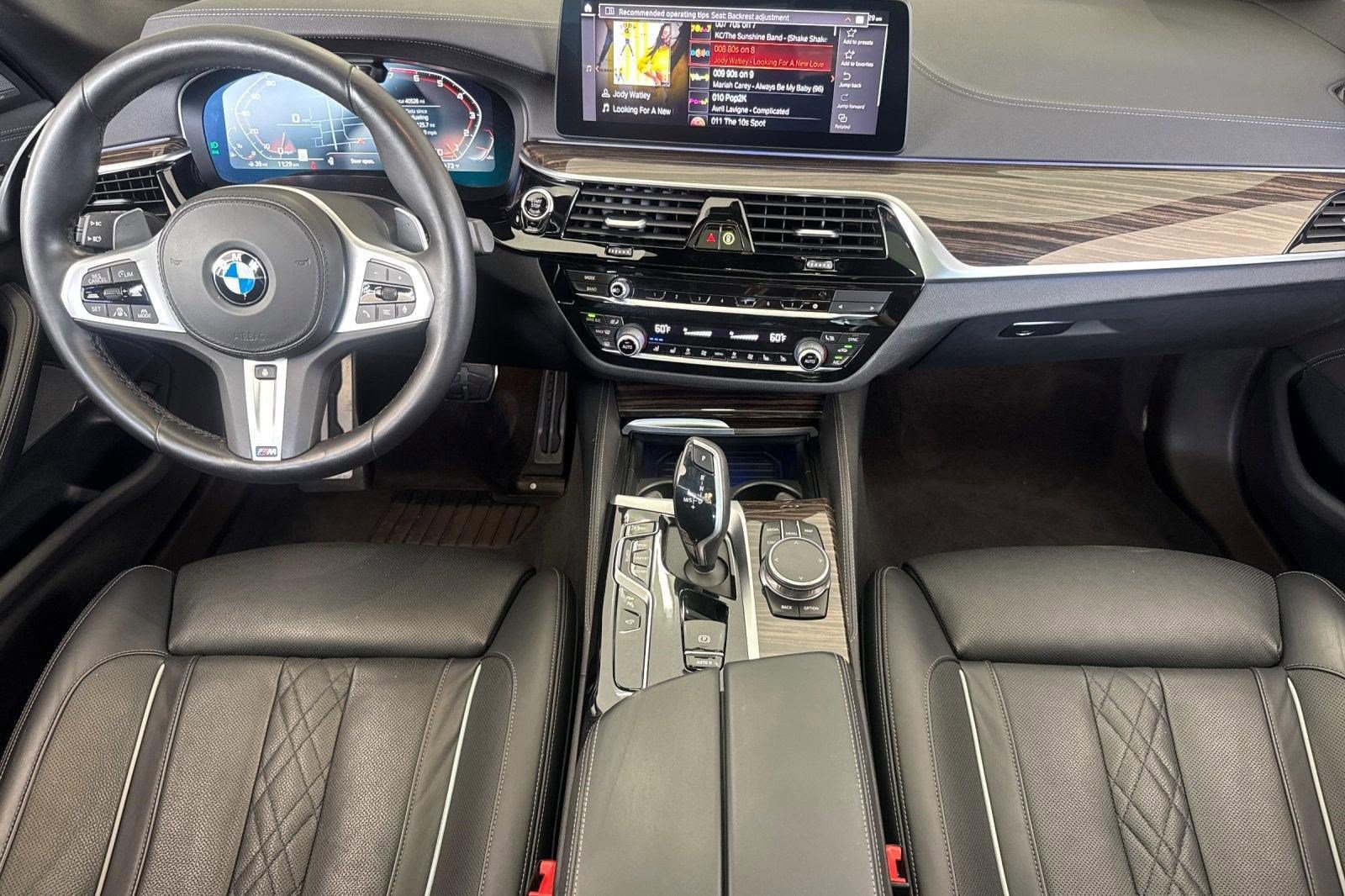 Used 2022 BMW M550i xDrive AWD/4WD image 28