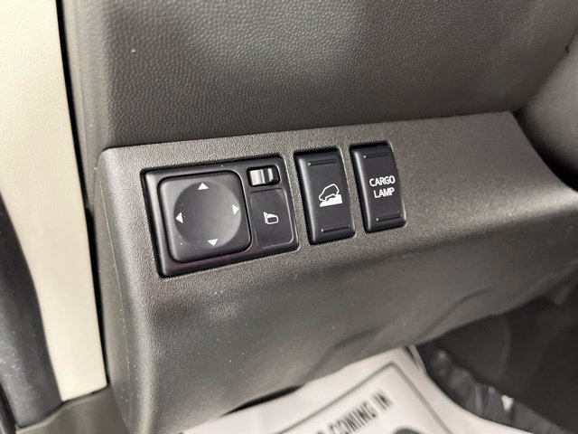 Used 2020 Nissan Frontier PRO-4X w/ Pro-4x Utility Package AWD/4WD image 30