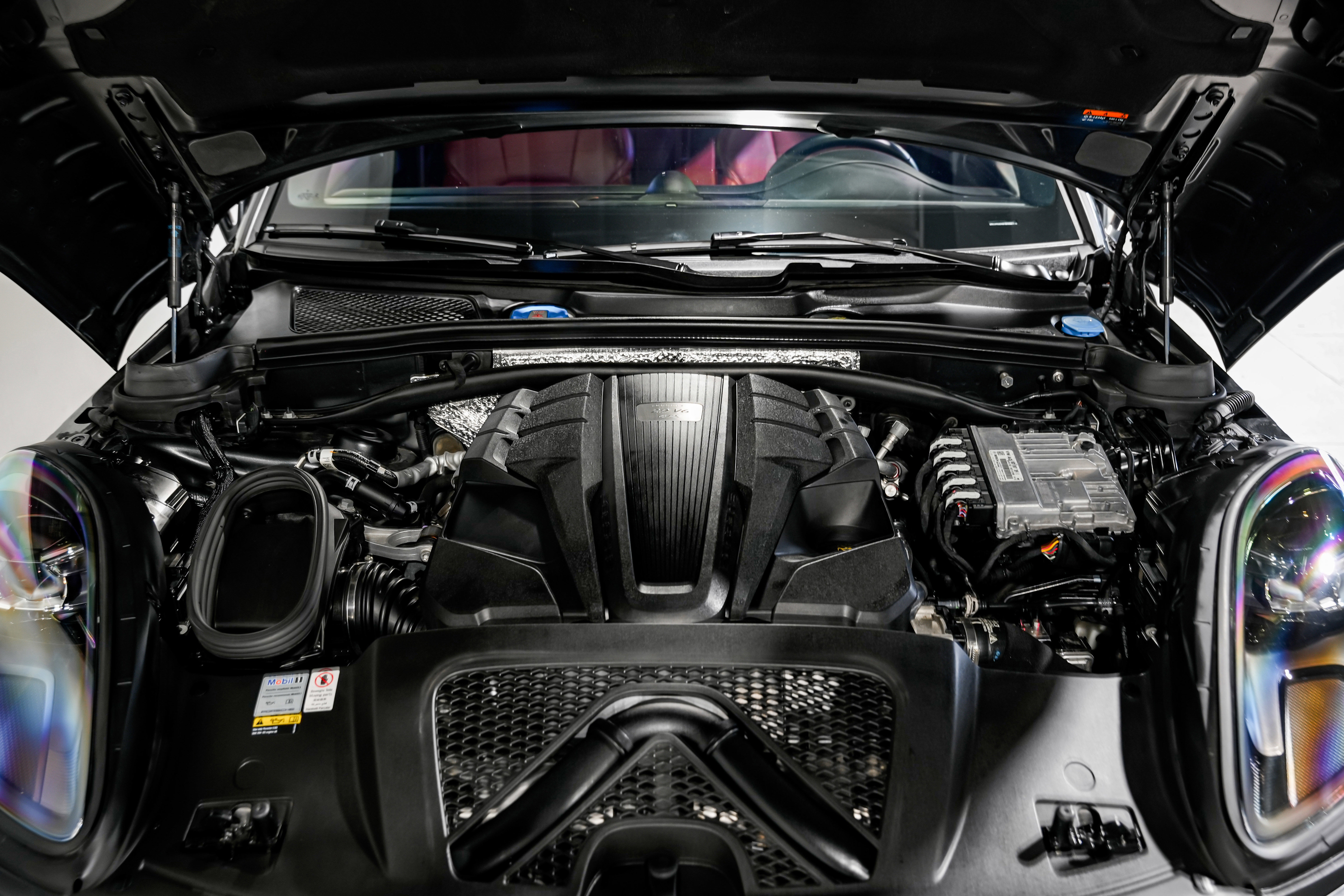 Used 2021 Porsche Macan GTS image 47