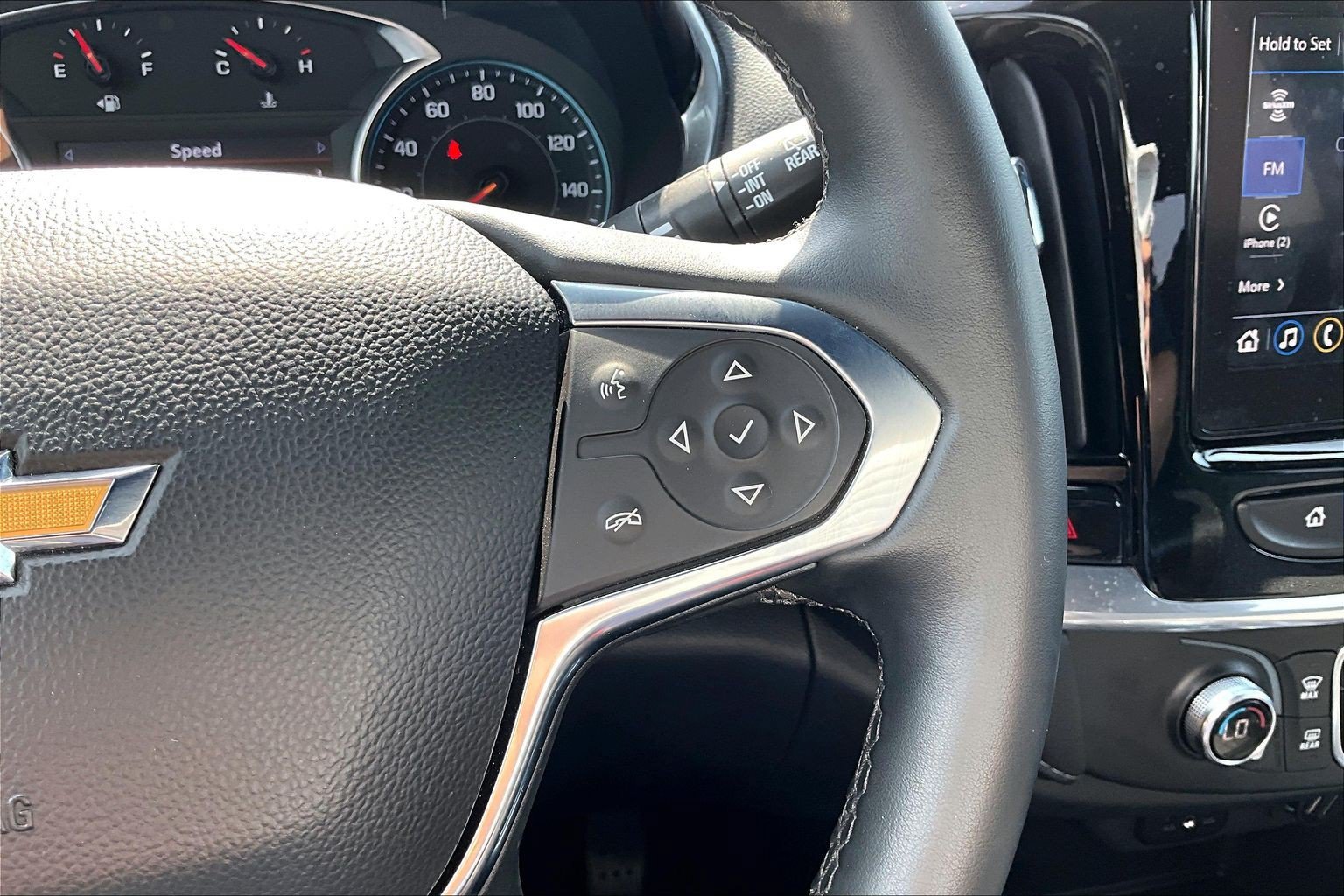 Used 2023 Chevrolet Traverse LT AWD/4WD image 24