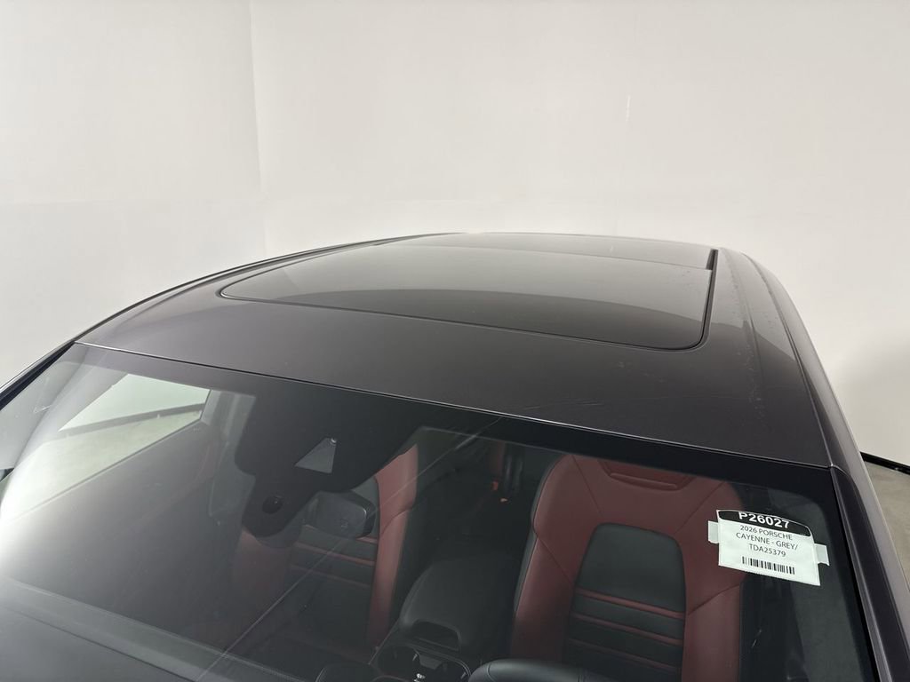 New 2026 Porsche Cayenne GTS image 17