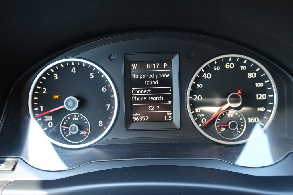 Used 2012 Volkswagen Tiguan SE AWD/4WD image 13