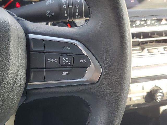 Used 2023 Jeep Compass Latitude image 19