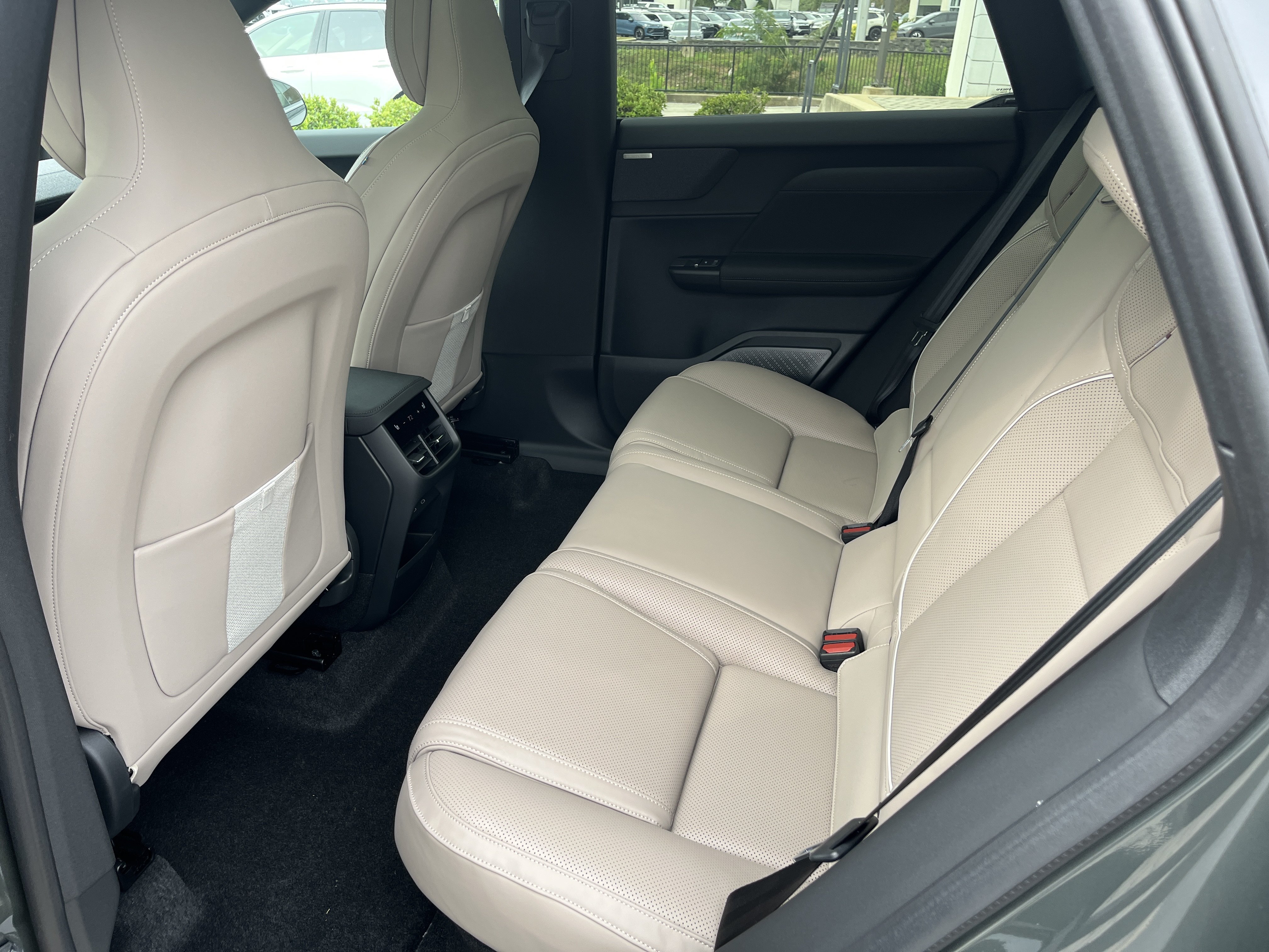 New 2027 Volvo EX60 Ultra AWD/4WD image 10