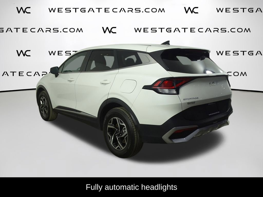 Used 2024 Kia Sportage LX image 5