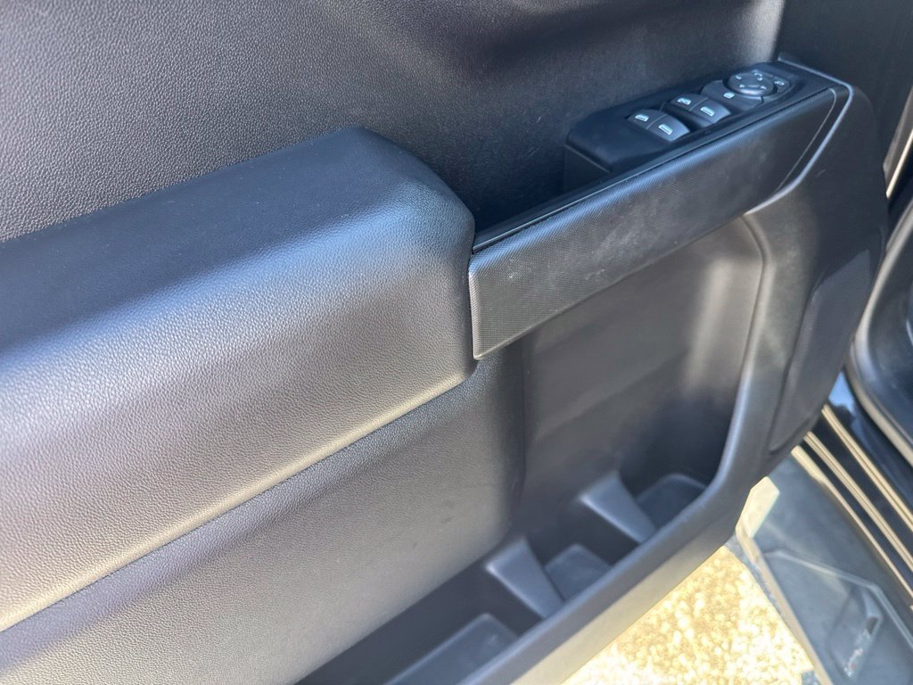 Used 2022 Chevrolet Silverado 1500 Custom w/ LPO, Dark Essentials Package RWD image 12