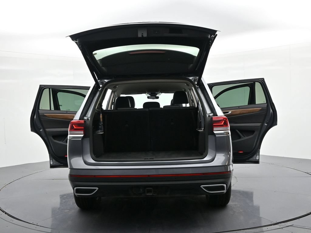 Used 2025 Volkswagen Atlas SE image 28