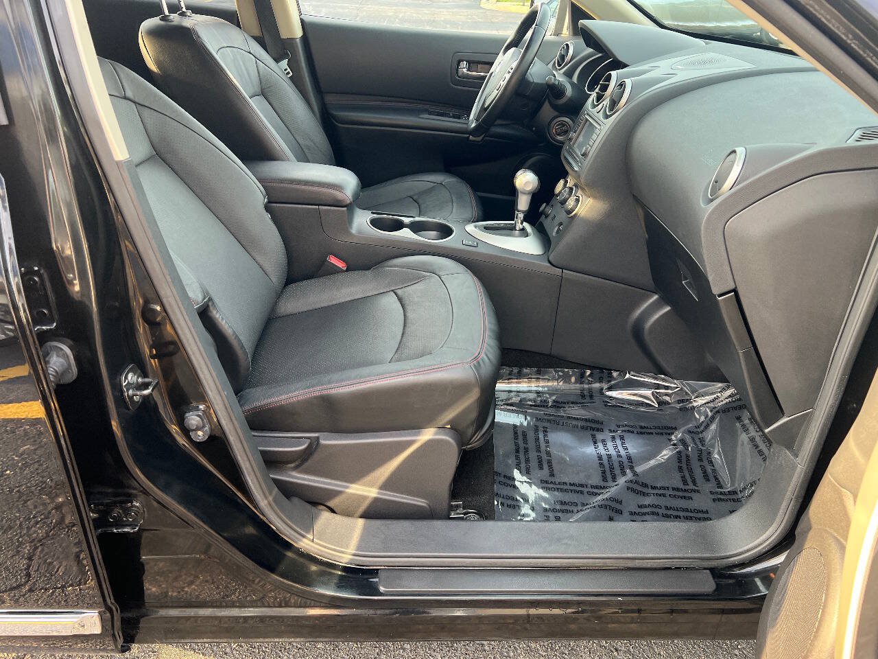 Used 2012 Nissan Rogue SL AWD/4WD image 26
