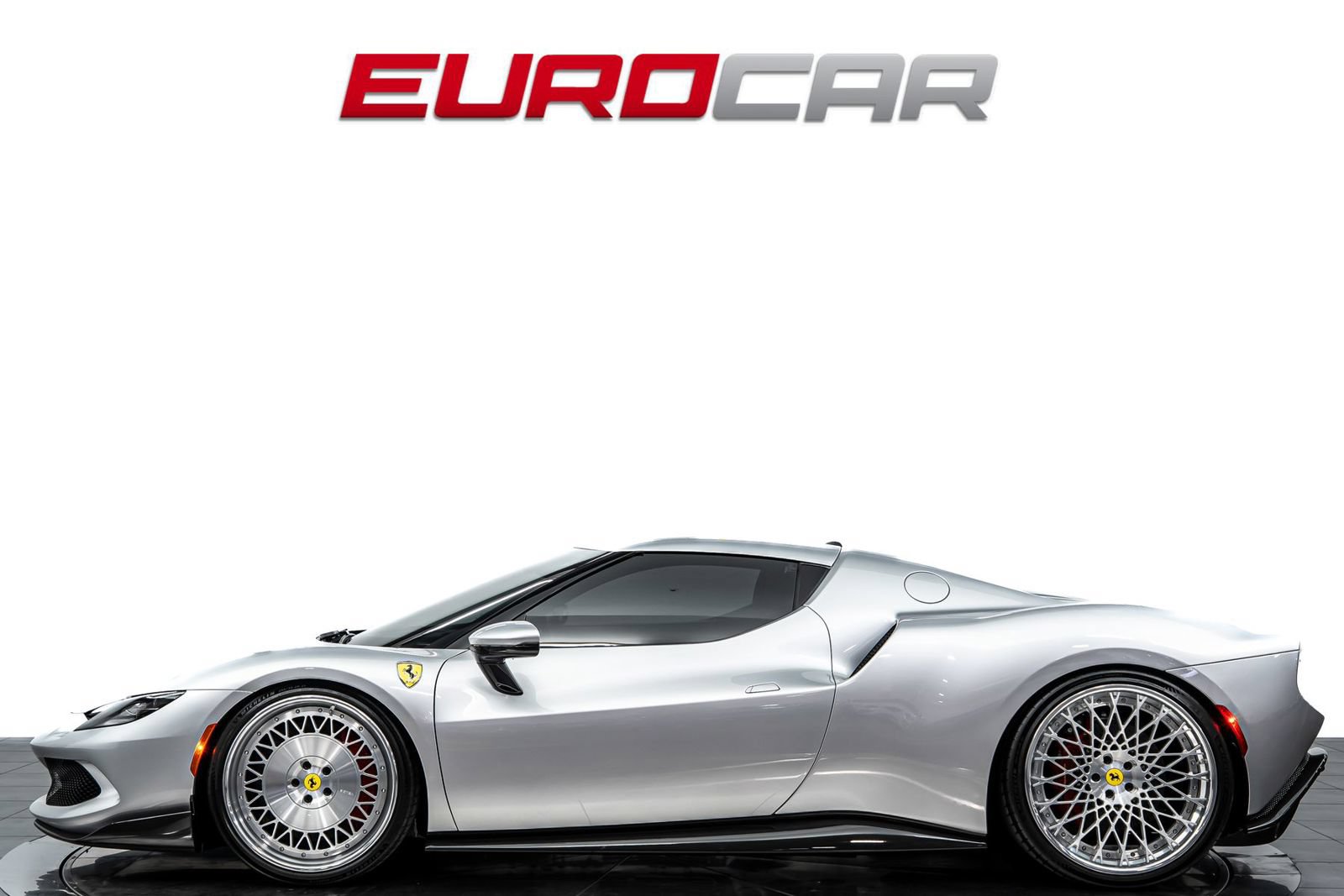 Used 2022 Ferrari 296 GTB RWD image 2