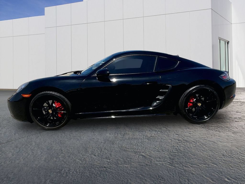Certified 2018 Porsche 718 Cayman S RWD image 2