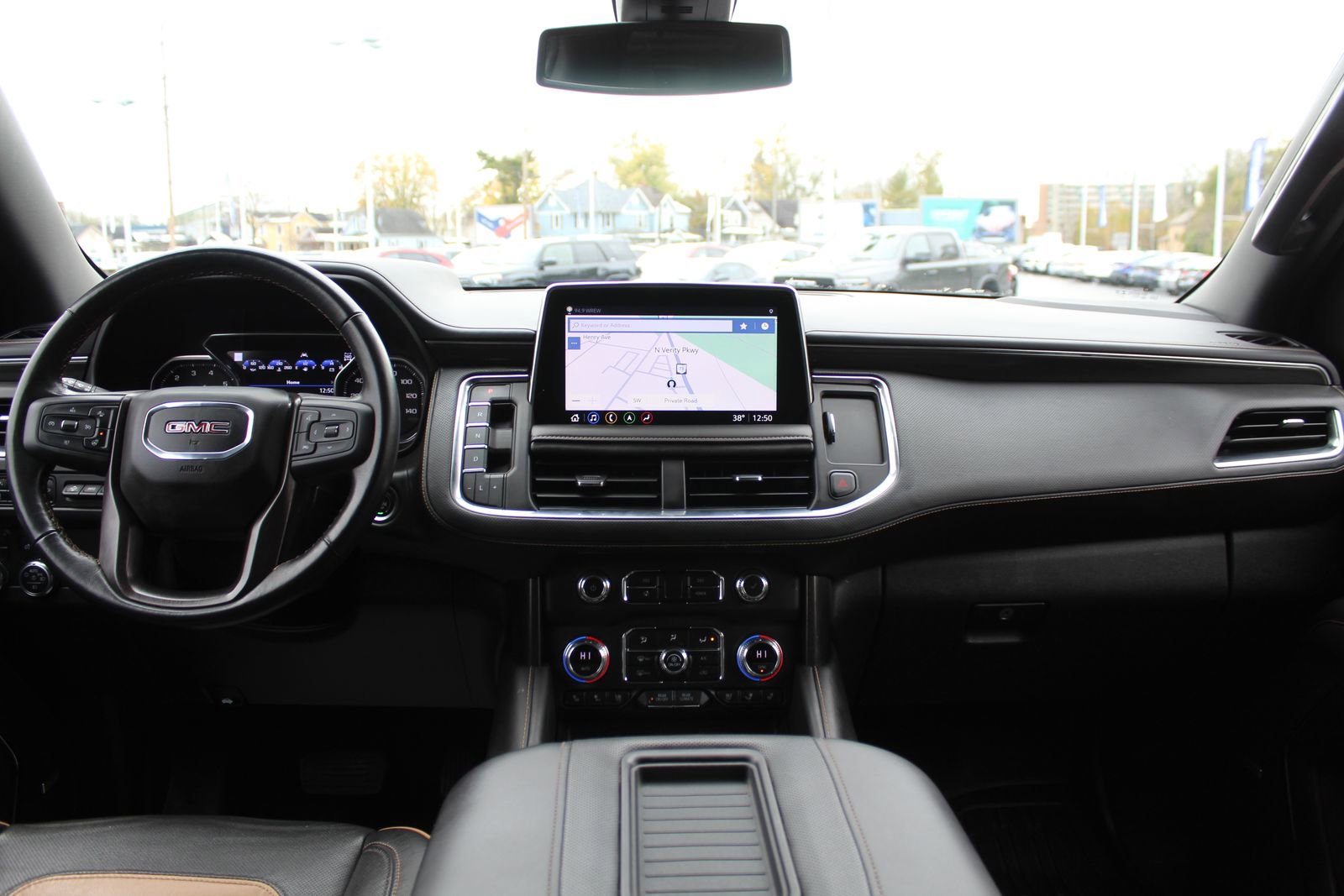 Used 2021 GMC Yukon AT4 w/ AT4 Premium Package image 10