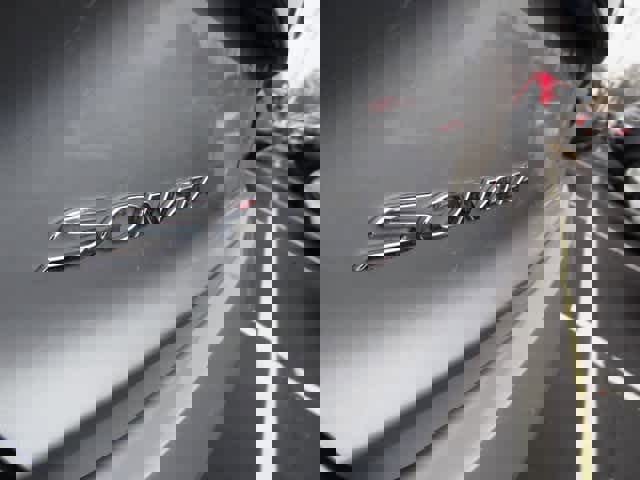 Used 2015 Hyundai Sonata SE image 17