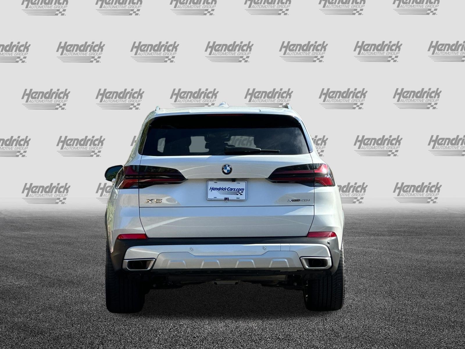 Used 2026 BMW X5 xDrive40i AWD/4WD image 6