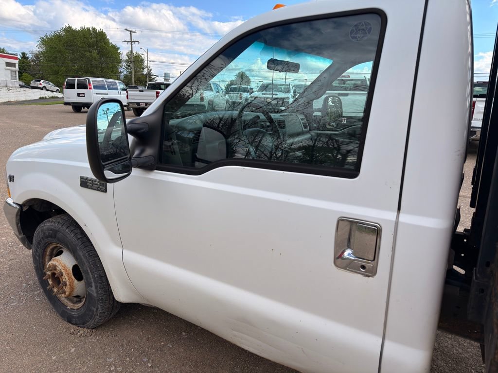 Used 2002 Ford F350 2WD Regular Cab DRW Super Duty image 9