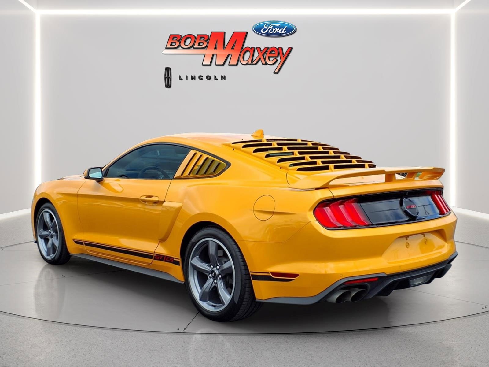 Used 2022 Ford Mustang GT Premium w/ GT Performance Package RWD image 7