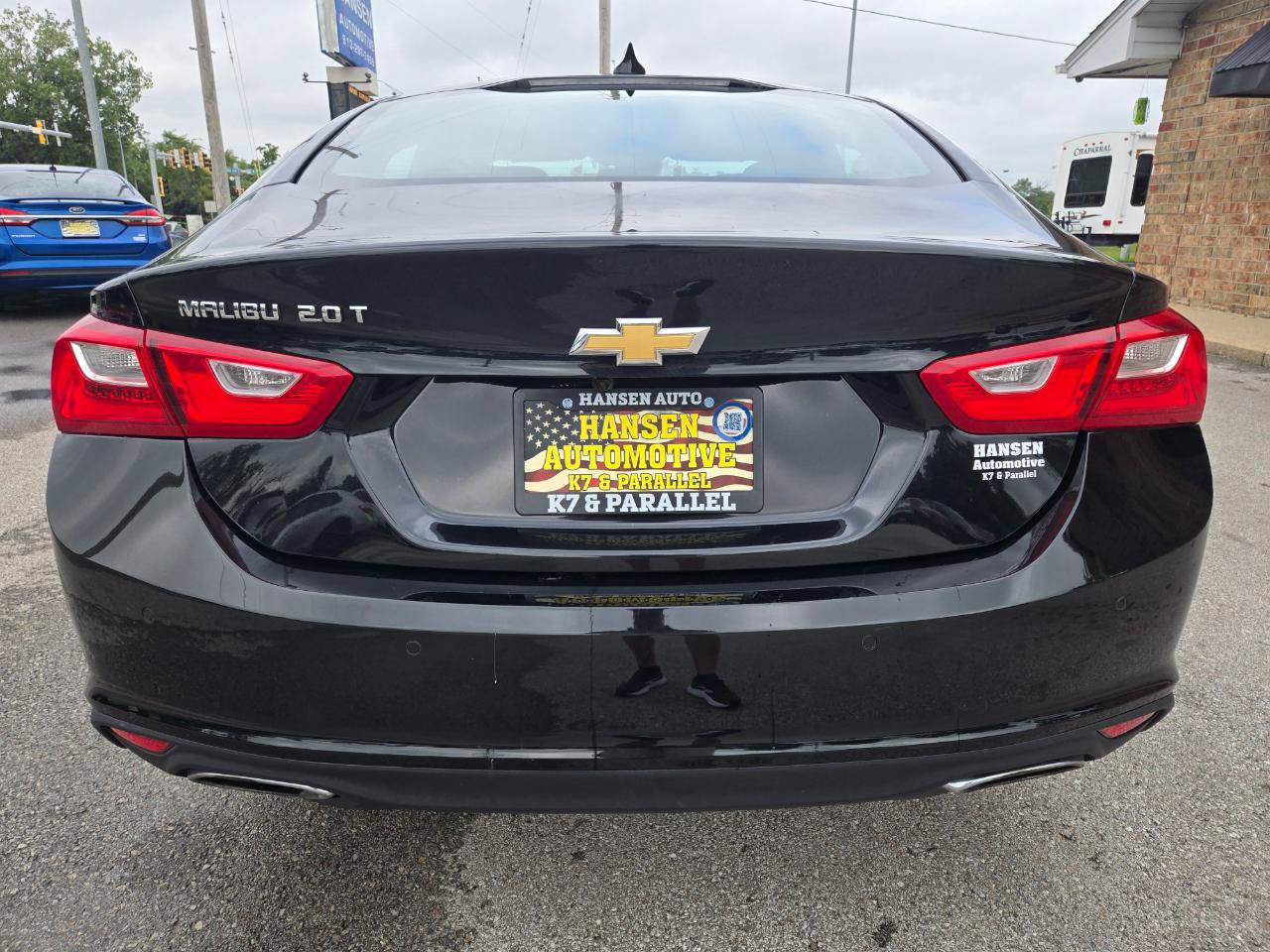 Used 2017 Chevrolet Malibu Premier w/ Premier Sun and Wheel Package FWD image 6