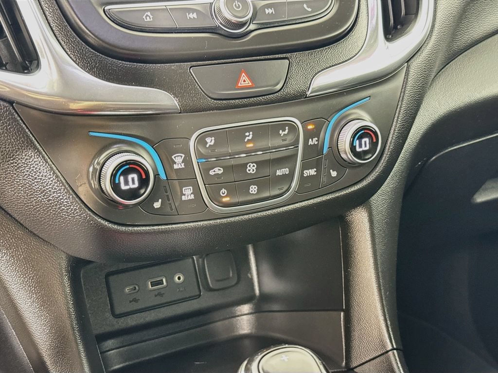 Used 2019 Chevrolet Equinox LT AWD/4WD image 15