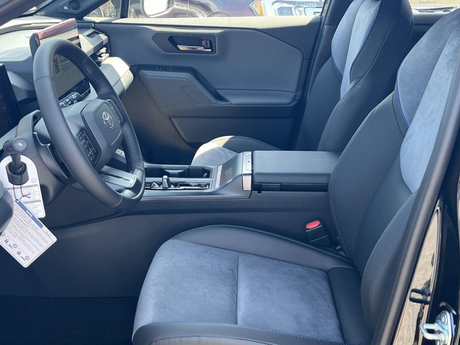 New 2026 Toyota RAV4 XSE AWD/4WD image 7