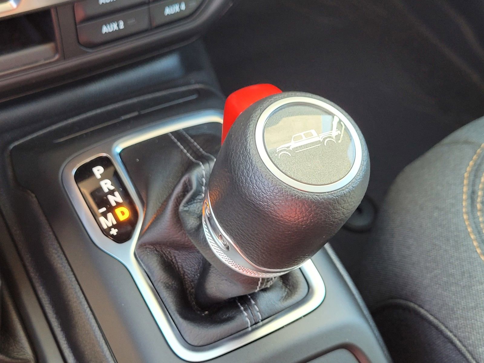 New 2026 Jeep Gladiator Sport image 17