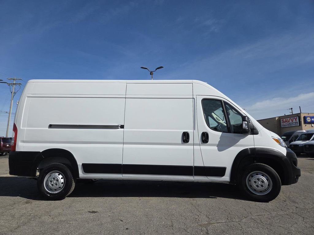 Used 2023 RAM ProMaster 2500 FWD image 10