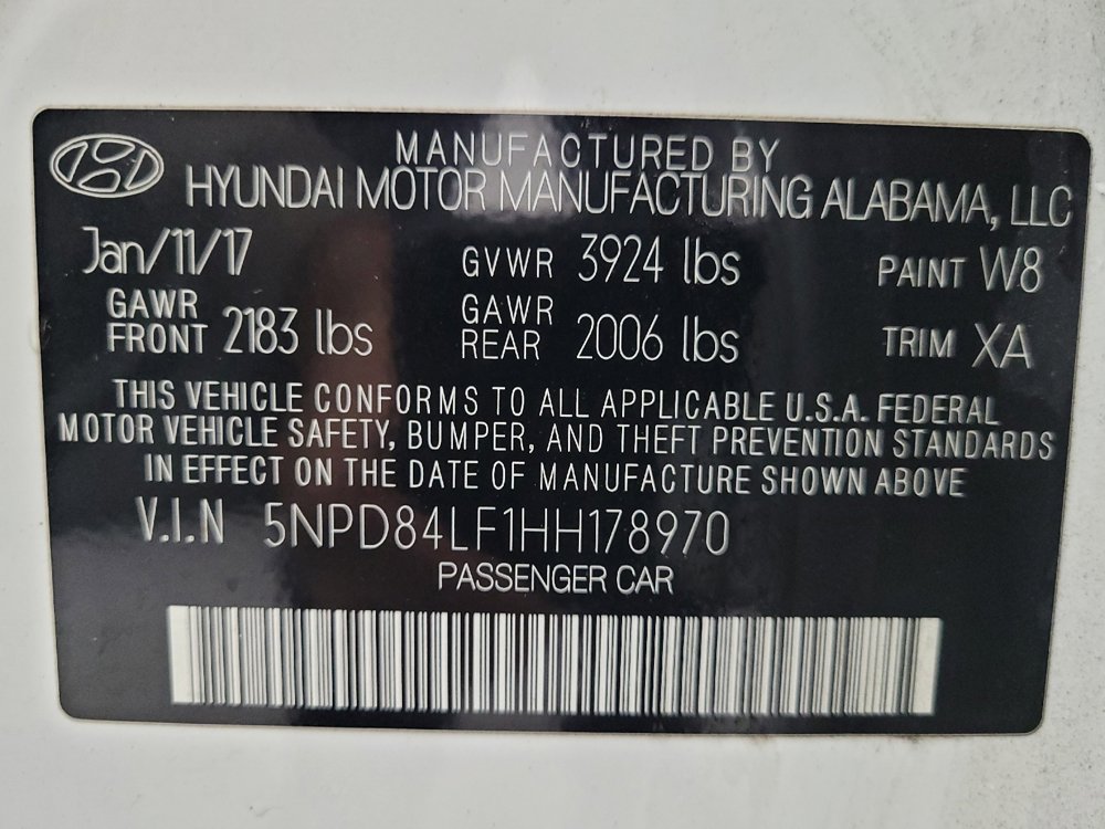 Used 2017 Hyundai Elantra SE image 33