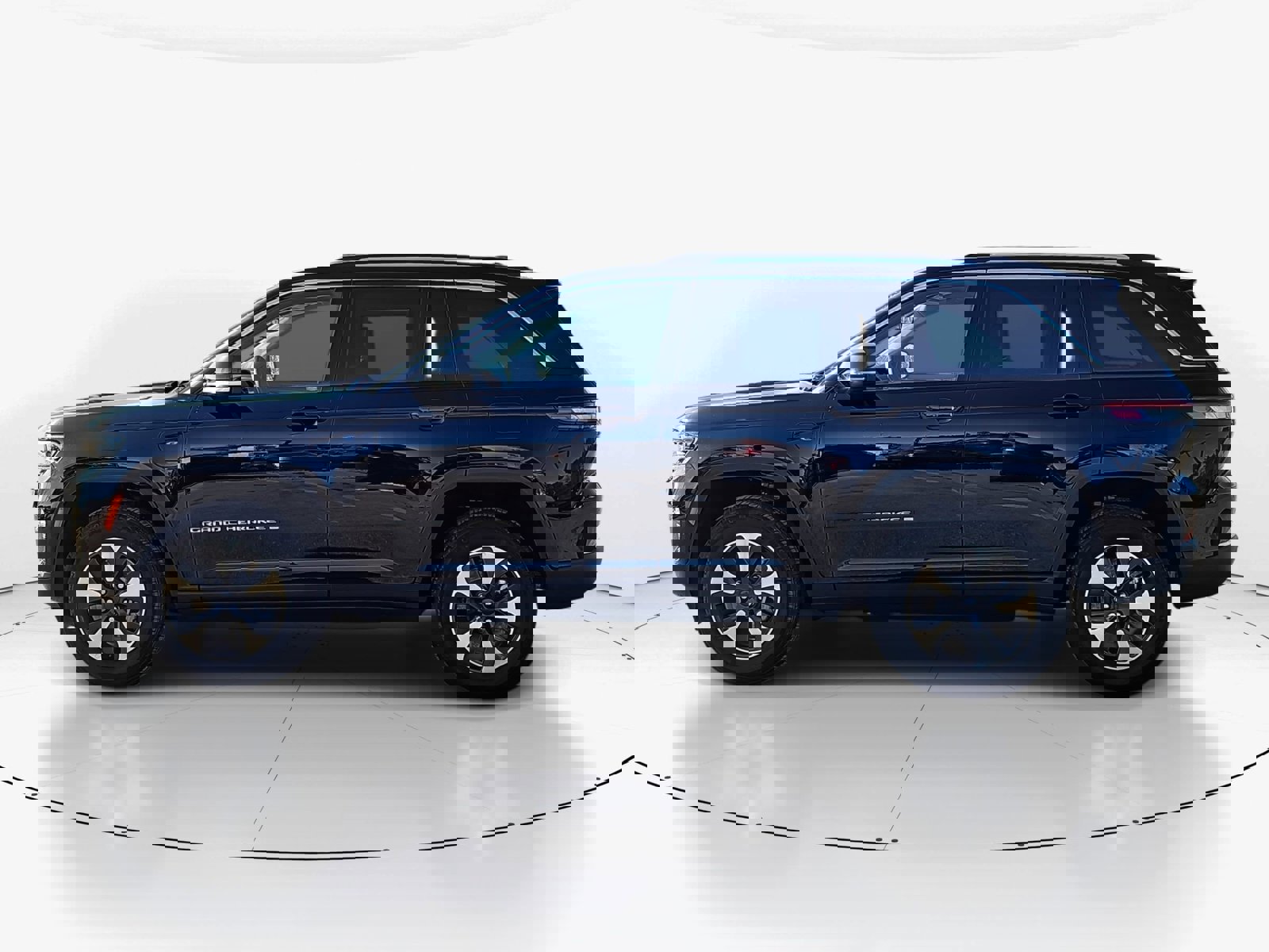 Used 2023 Jeep Grand Cherokee 4WD 4xe image 6