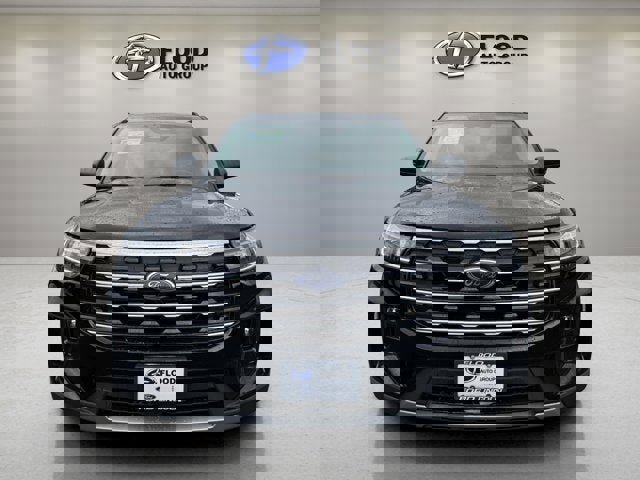 New 2026 Ford Explorer Active w/ Active Comfort Package image 2