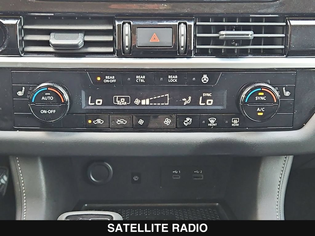 Used 2025 Nissan Pathfinder SL FWD image 21