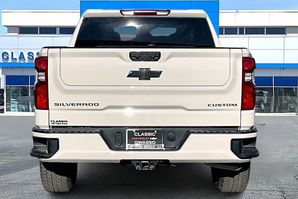 New 2026 Chevrolet Silverado 1500 Custom image 4