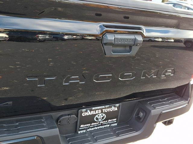Used 2024 Toyota Tacoma TRD Off-Road AWD/4WD image 26