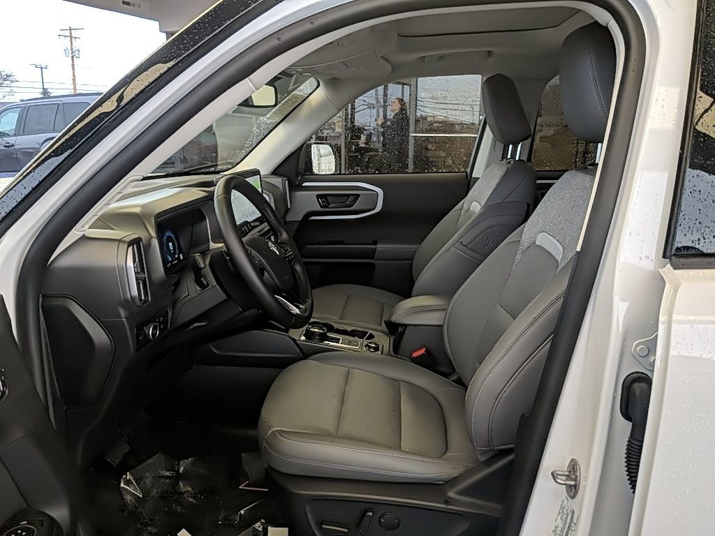 Used 2025 Ford Bronco Sport Badlands w/ Badlands Tech Package image 11