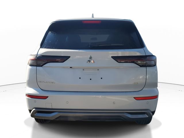 New 2026 Mitsubishi Outlander SE FWD image 5