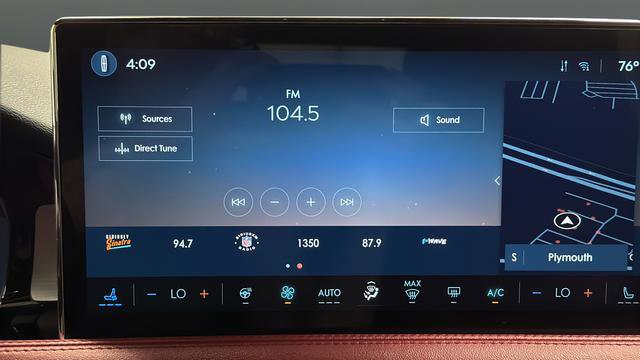 Used 2025 Lincoln Corsair Grand Touring w/ Equipment Group 301A AWD/4WD image 31