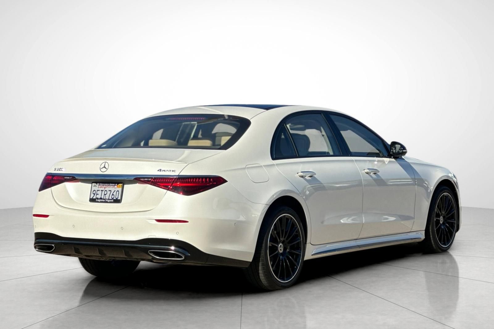 Certified 2023 Mercedes-Benz S 500 4MATIC image 2